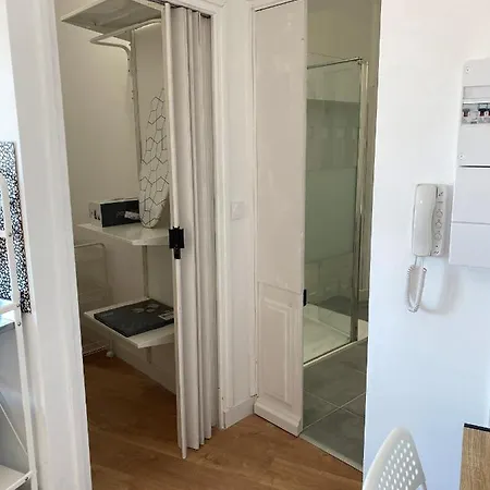 아파트 La Maison D'antonin 2 *