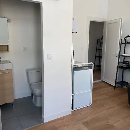 La Maison D'antonin 2 아파트 *