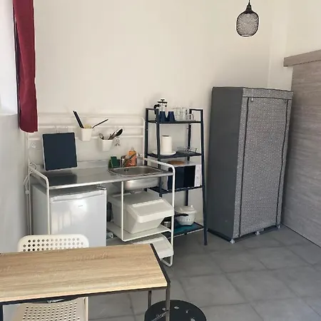 La Maison D'antonin 2 아파트 *