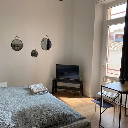 La Maison D'antonin 2 Apartment Nimes