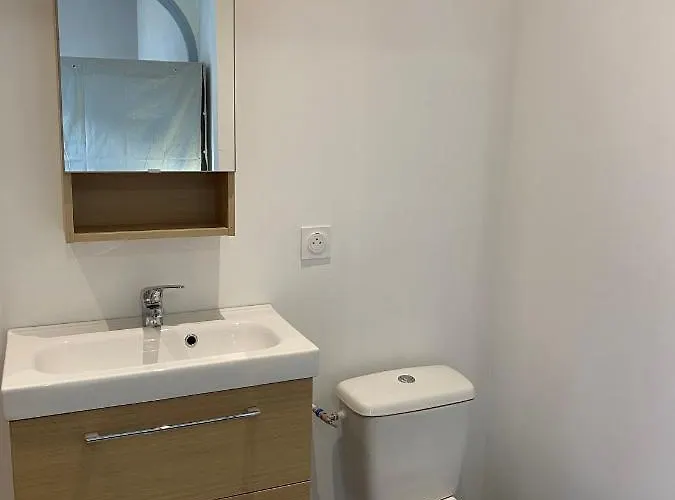 La Maison D'antonin 2 Nimes