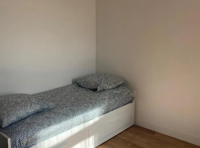 La Maison D'antonin 2 Nimes