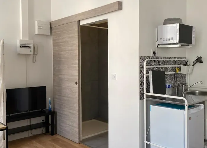 La Maison D'antonin 2 Apartment Nimes